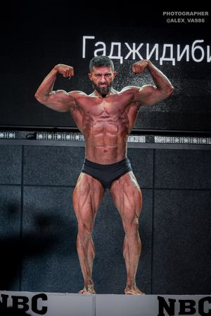 CLASSIC PHYSIQUE